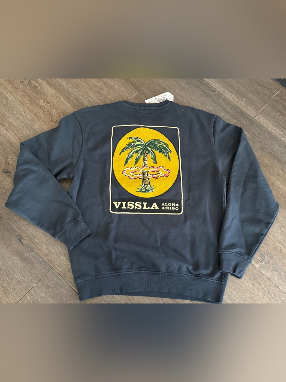 NWT VISSLA Offshore Eco boys size XL crew sweatshirt with graphic logo